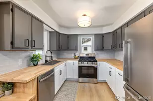 15403 Pine St, Grand Haven, MI 49417 - Photo 8