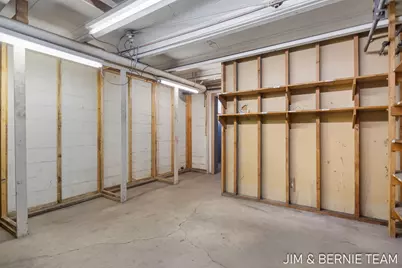 343 E 8th Street, Holland, MI 49423 - Photo 58