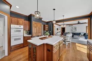 71137 Covington Bluff Ct, Niles, MI 49120 - Photo 10