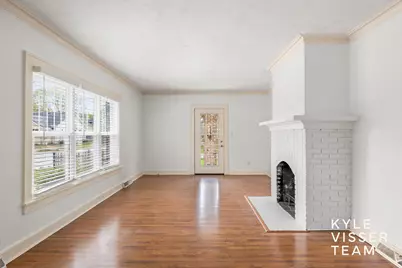 1055 Benjamin Avenue SE, Grand Rapids, MI 49506 - Photo 4