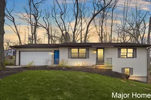 8445 Oakview Ave NE, Rockford, MI 49341 - Photo 2
