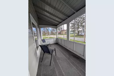 301 W Washington Street, Greenville, MI 48838 - Photo 6