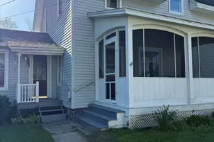 301 W Washington St, Greenville, MI 48838 - Photo 2