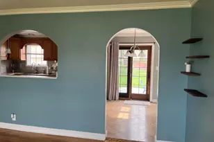 11423 Delvin Dr, Sterling Heights, MI 48314 - Photo 8