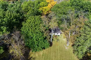 10932 Green Oaks Dr, South Lyon, MI 48178 - Photo 32