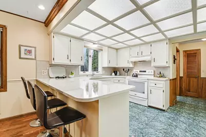 1247 Camille Drive SE, Grand Rapids, MI 49546 - Photo 8