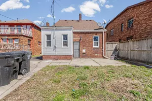 5541 Grayton St, Detroit, MI 48224 - Photo 6