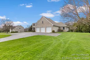 7553 Willow Pointe Dr, Caledonia, MI 49316 - Photo 4