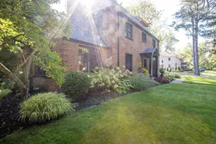 500 Rosewood Ave SE, East Grand Rapids, MI 49506 - Photo 4