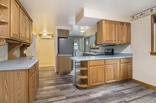 1540 Lakeshore Dr, Ludington, MI 49431 - Photo 16