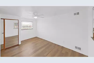 4911 Detroit Street, Dearborn Heights, MI 48125 - Photo 16