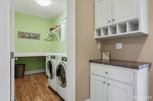 2627 Oak Highland Ct SE, Lowell, MI 49331 - Photo 16