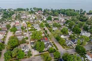 548 Archer Ave, Saint Joseph, MI 49085 - Photo 2