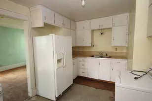 304 E Prairie St, Vicksburg, MI 49097 - Photo 16