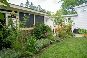 1985 Oakcliff Dr NE, Grand Rapids, MI 49525 - Photo 32