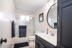 1985 Oakcliff Dr NE, Grand Rapids, MI 49525 - Photo 18