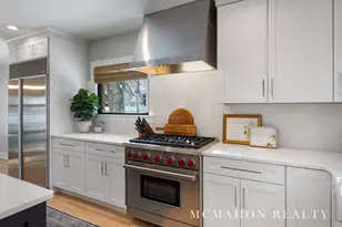 1617 Alexander St SE, East Grand Rapids, MI 49506 - Photo 12