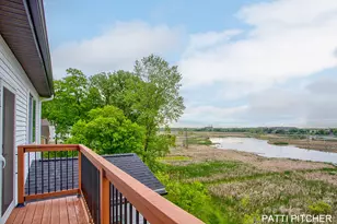104 River Hills Dr, Holland, MI 49424 - Photo 8