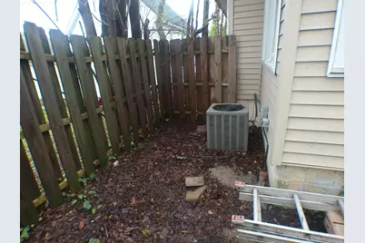 426 Madison Street, Jackson, MI 49202 - Photo 2
