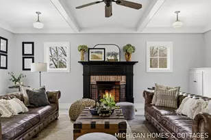 5484 Lakeshore Ave, Holland, MI 49424 - Photo 10