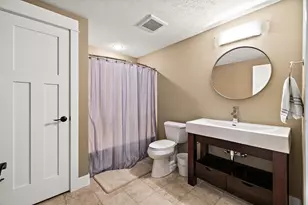 13090 Woodhaven Dr, Grand Haven, MI 49417 - Photo 40