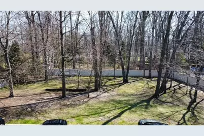 16874 Farmington, Livonia, MI 48154 - Photo 4