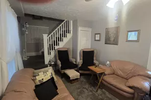 147 W Addison St, Jackson, MI 49203 - Photo 6