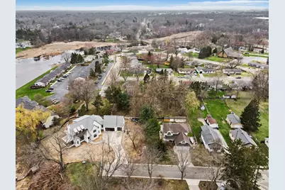411 Gidley Circle, Grand Haven, MI 49417 - Photo 14