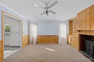 1043 Floral Ave SE, East Grand Rapids, MI 49506 - Photo 8