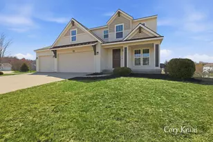6233 Norfolk Dr, Norton Shores, MI 49444 - Photo 2