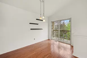 107 Commons Cir, Saline, MI 48176 - Photo 8