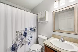 107 Commons Cir, Saline, MI 48176 - Photo 18