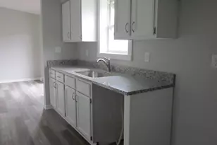 77596 Co Rd 652, Lawton, MI 49065 - Photo 8