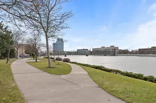 940 Monroe Ave NW, Grand Rapids, MI 49503 - Photo 48