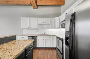 940 Monroe Ave NW, Grand Rapids, MI 49503 - Photo 16