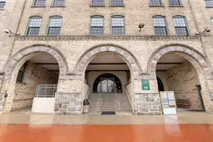 940 Monroe Ave NW, Grand Rapids, MI 49503 - Photo 2