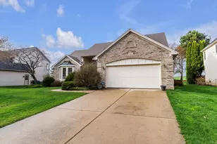 805 Marlpool Dr, Saline, MI 48176 - Photo 2