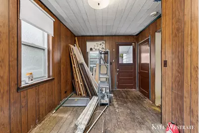 123 W Main Street SE, Caledonia, MI 49316 - Photo 2