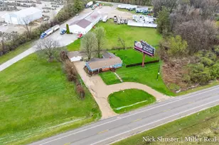 5375 Lansing Rd, Charlotte, MI 48813 - Photo 42