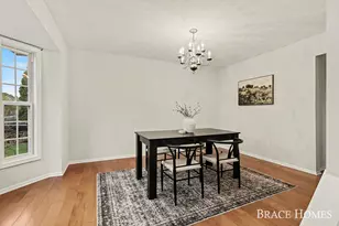 2511 Black Horse Dr NE, Grand Rapids, MI 49505 - Photo 6