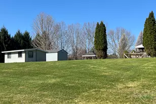833 Crauns Ln, Quincy, MI 49082 - Photo 24