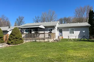 833 Crauns Ln, Quincy, MI 49082 - Photo 14