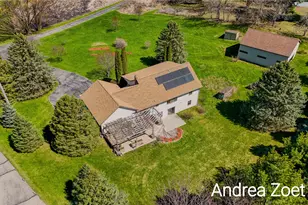 9571 Kraft Ave SE, Caledonia, MI 49316 - Photo 6