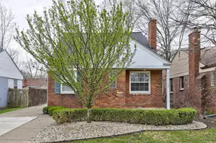 20916 Vernier Rd, Harper Woods, MI 48225 - Photo 2