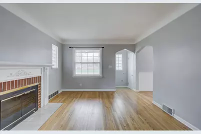 20916 Vernier Road, Harper Woods, MI 48225 - Photo 8