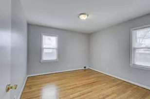 20916 Vernier Rd, Harper Woods, MI 48225 - Photo 26