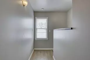 20916 Vernier Rd, Harper Woods, MI 48225 - Photo 36