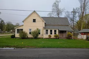 109 E Cass St, Bangor, MI 49013 - Photo 2