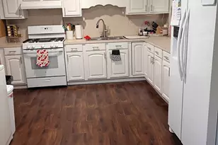 109 E Cass St, Bangor, MI 49013 - Photo 10