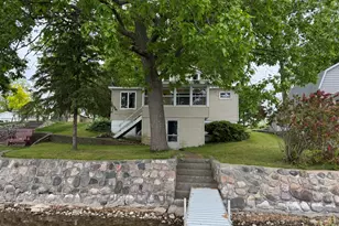 734 N Hawley Dr, Coldwater, MI 49036 - Photo 2